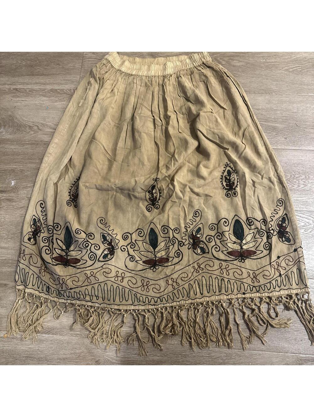 Magazine Women’s Size S Brown Skirt